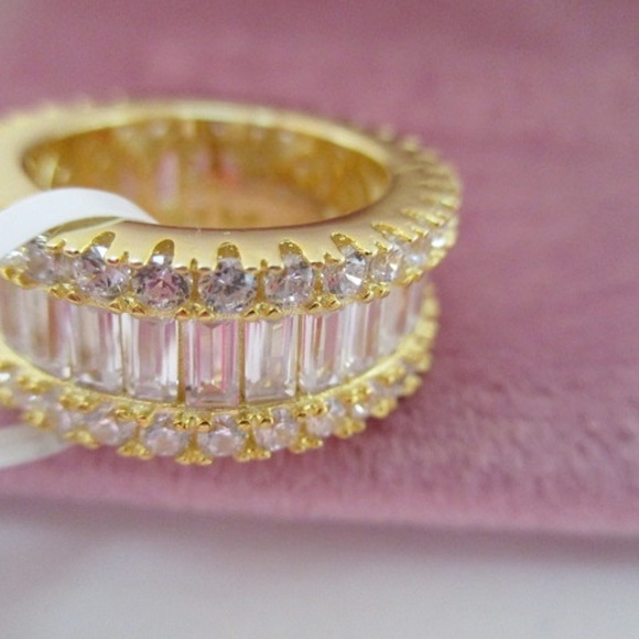 SUZY LEVIAN Sterling Silver Ring - Picture 3 of 9